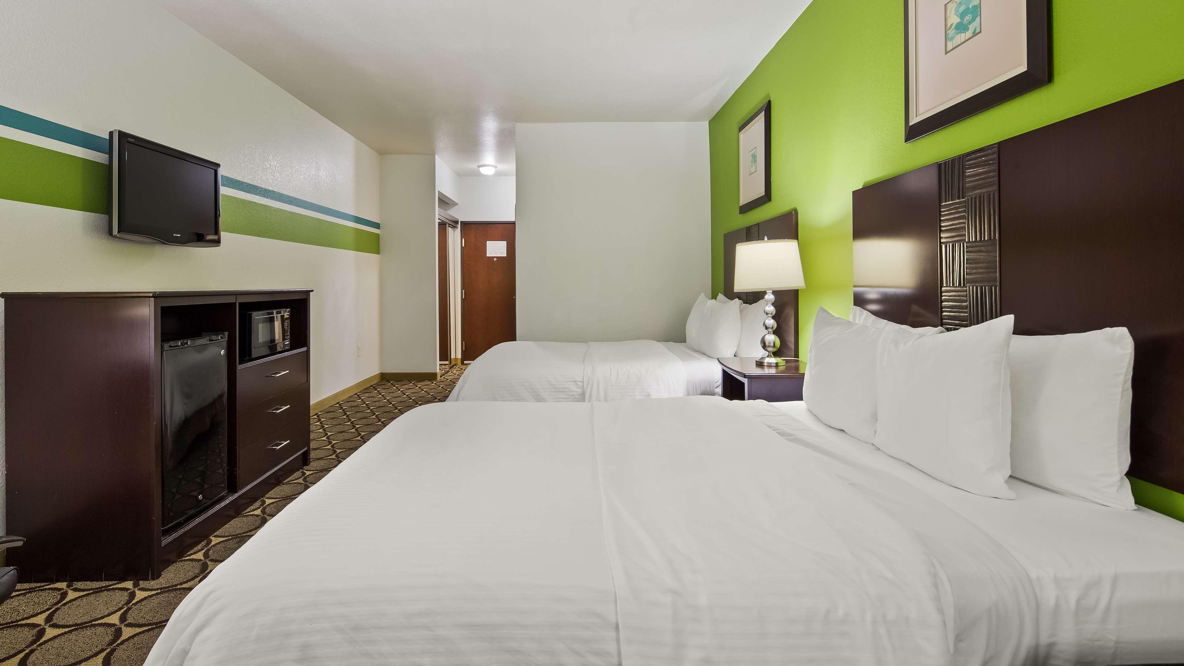 Best Western Douglas Inn & Suites Экстерьер фото