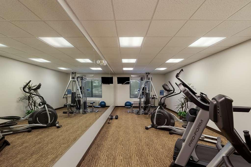 Best Western Douglas Inn & Suites Удобства фото