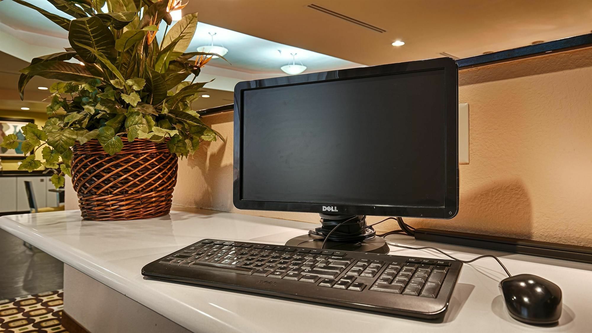 Best Western Douglas Inn & Suites Экстерьер фото
